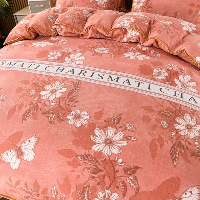 91家纺网 家纺一手货源 找家纺 牵依 2025新款金貂绒四件套牛奶绒四件套花海