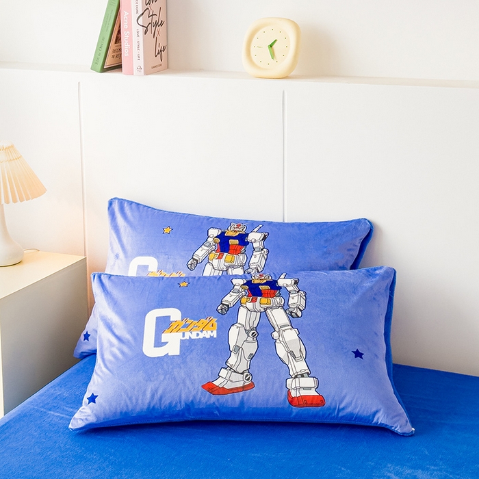 91家纺网 家纺一手货源 找家纺 ds生活馆 2025新款大版卡通水晶绒牛奶绒单枕套 机器人