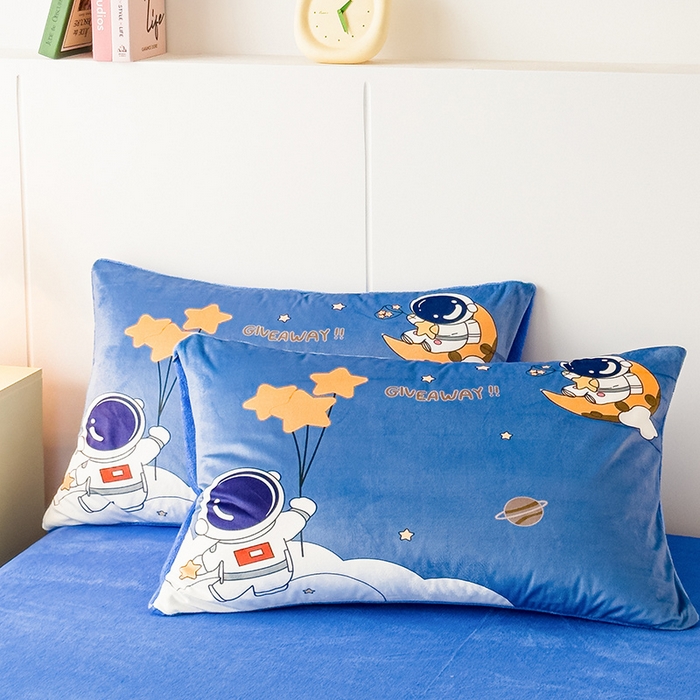 91家纺网 家纺一手货源 找家纺 ds生活馆 2025新款大版卡通水晶绒牛奶绒单枕套 宇航员