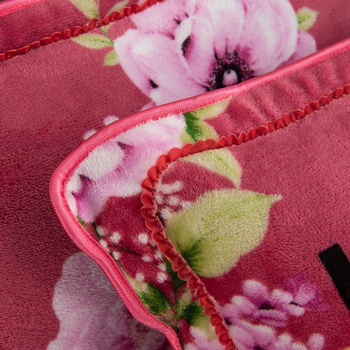 91家纺网 家纺一手货源 找家纺 牵依 2025新款金貂绒四件套牛奶绒四件套花香怡人