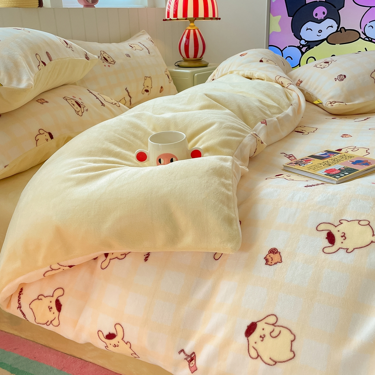 91家纺网 家纺一手货源 找家纺 金爱家 2025新款A类正版三丽鸥授权卡通加厚高克重牛奶绒系列四件套 绒三丽鸥-黄油布丁狗