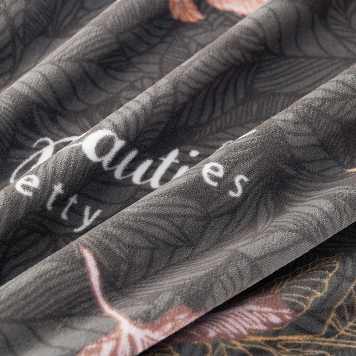 91家纺网 家纺一手货源 找家纺 牵依 2025新款金貂绒四件套牛奶绒四件套黄金叶