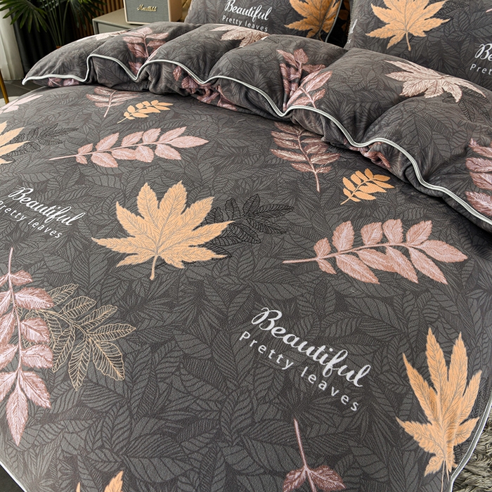 91家纺网 家纺一手货源 找家纺 牵依 2025新款金貂绒四件套牛奶绒四件套黄金叶