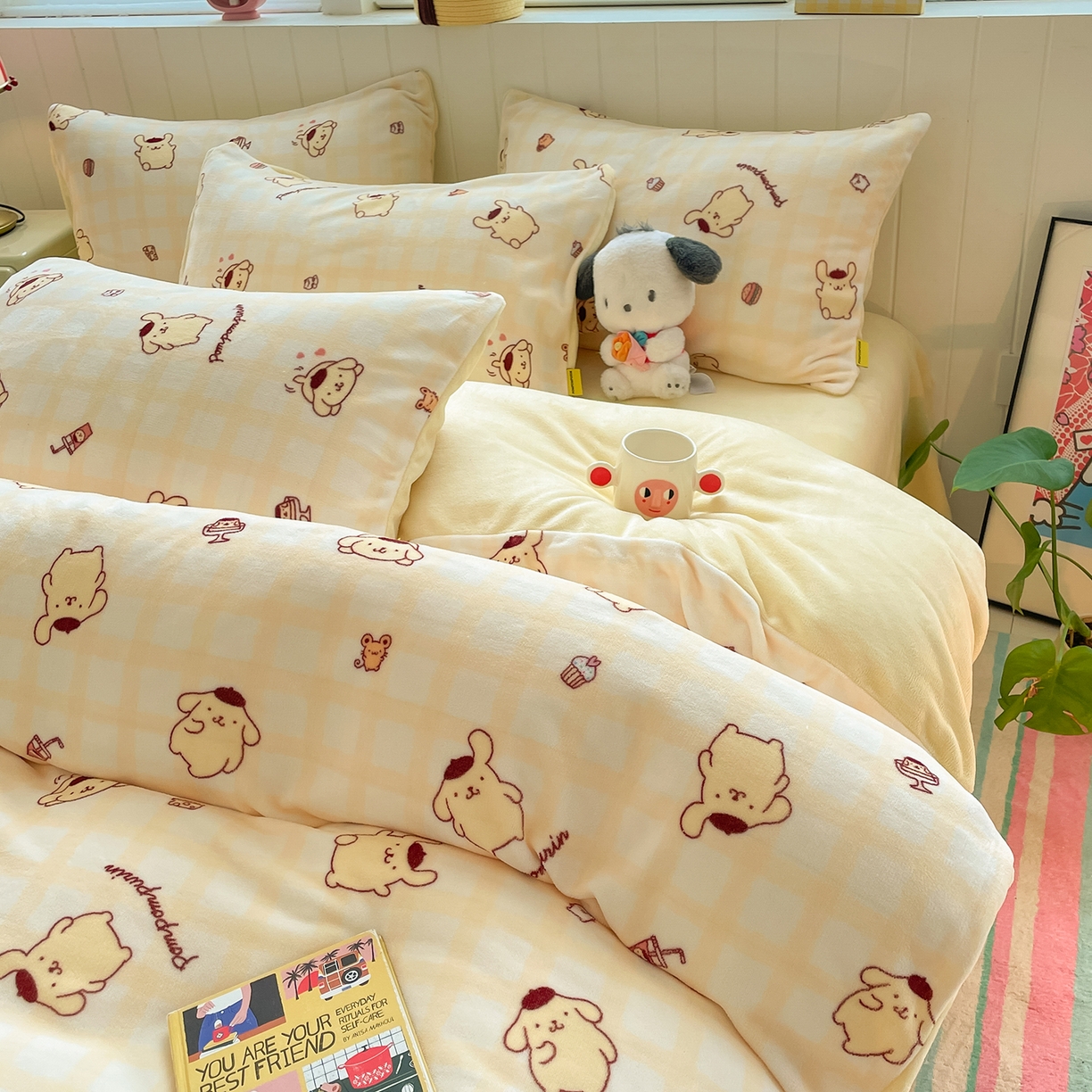 91家纺网 家纺一手货源 找家纺 金爱家 2025新款A类正版三丽鸥授权卡通加厚高克重牛奶绒系列四件套 绒三丽鸥-黄油布丁狗