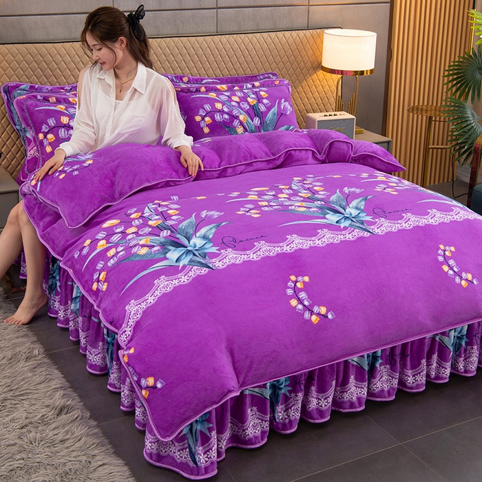 91家纺网 家纺一手货源 找家纺 牵依 2025新款金貂绒四件套牛奶绒四件套蓝玉凝香