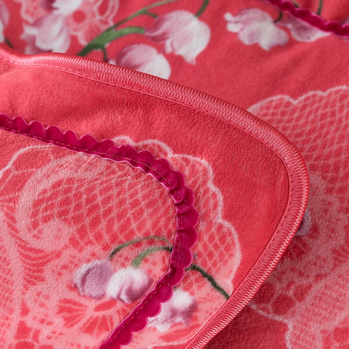 91家纺网 家纺一手货源 找家纺 牵依 2025新款金貂绒四件套牛奶绒四件套浪漫花海