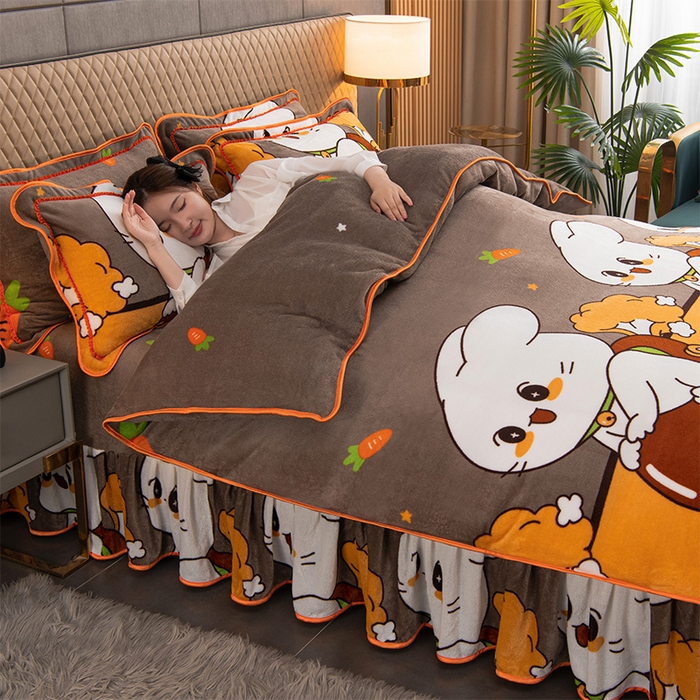 91家纺网 家纺一手货源 找家纺 牵依 2025新款金貂绒四件套牛奶绒四件套萝卜兔