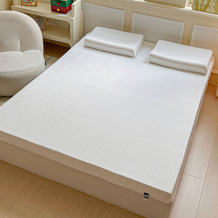 91家纺网 家纺一手货源 找家纺 美丽折家纺 2025新款双拉链头针织棉乳胶床垫外套 纯白菱形格