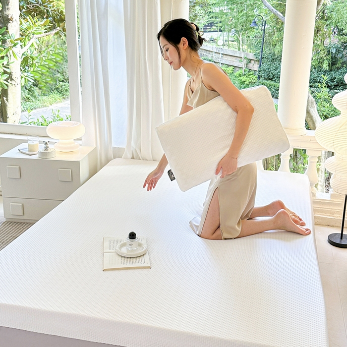 91家纺网 家纺一手货源 找家纺 美丽折家纺 2025新款双拉链头针织棉乳胶床垫外套 纯白色