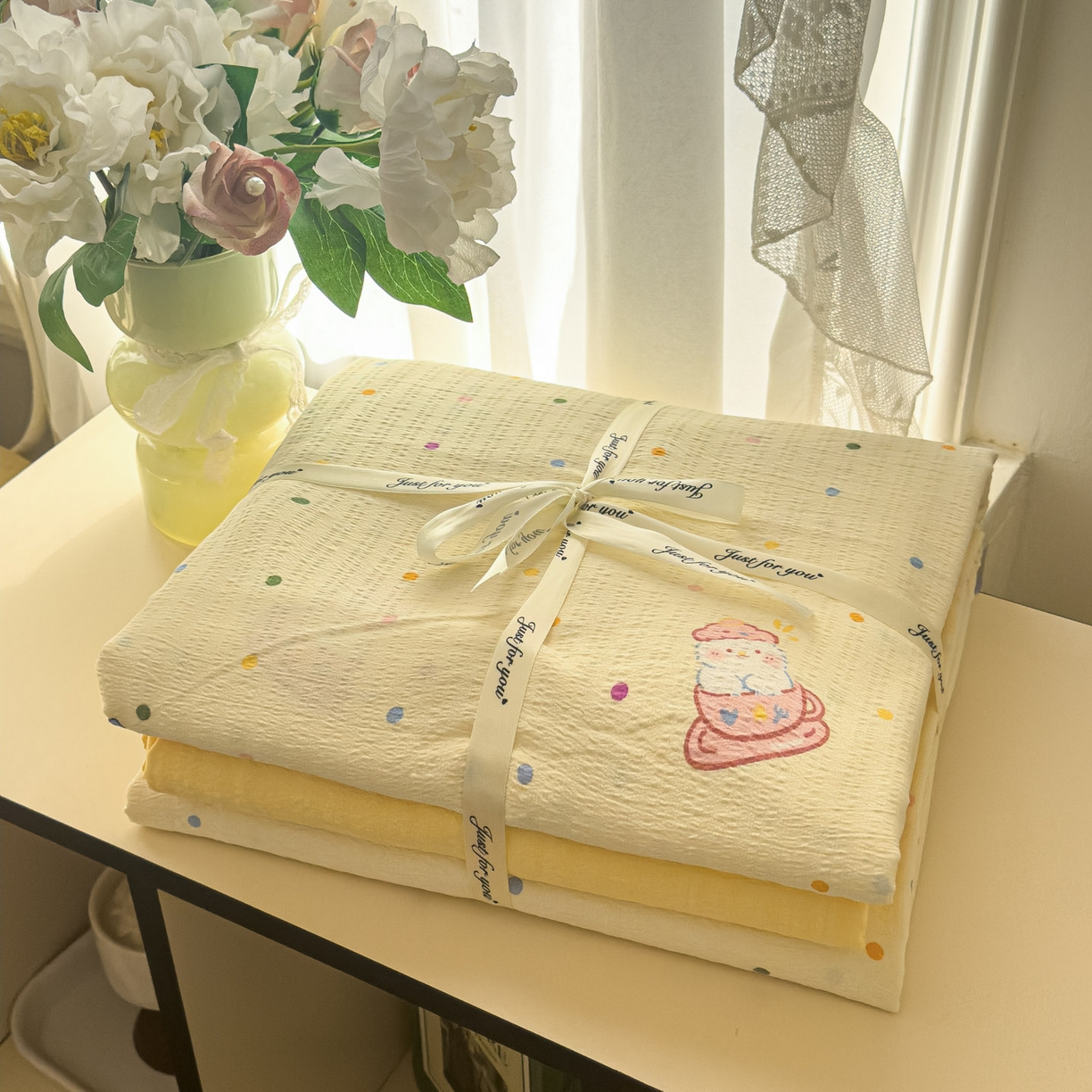 91家纺网 家纺一手货源 找家纺 卡斯诺家纺馆 2025新款A类皱皱棉双层纱印花四件套 奶油猫