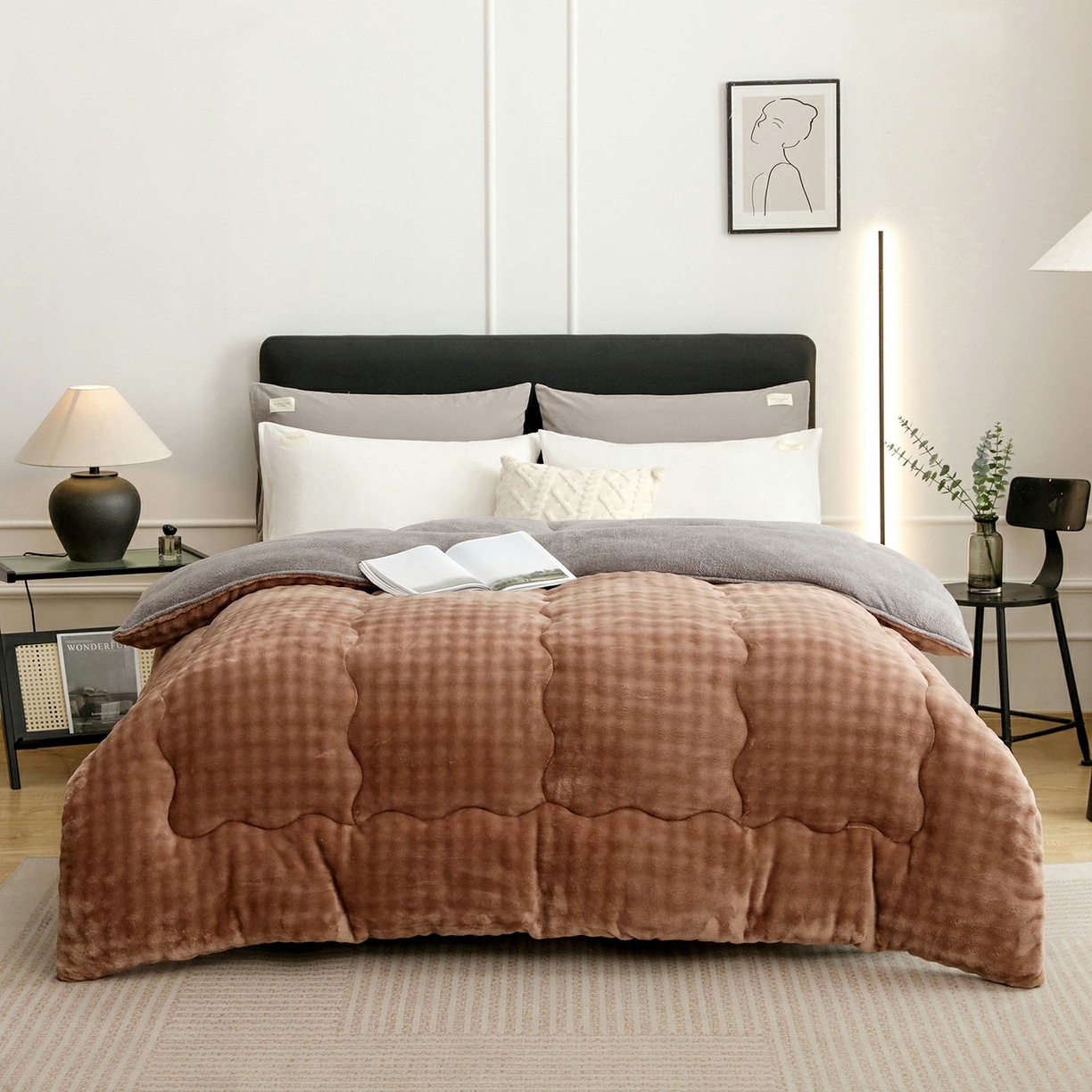 91家纺网 家纺一手货源 找家纺 爱微坊 2025新款兔毛牛奶绒加厚保暖冬被子被芯 加厚兔毛牛奶绒-棕拼灰