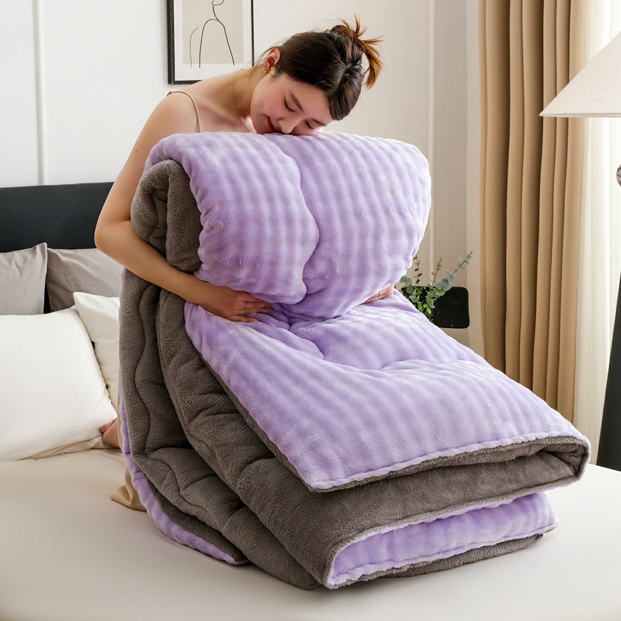 91家纺网 家纺一手货源 找家纺 爱微坊 2025新款兔毛牛奶绒加厚保暖冬被子被芯 加厚兔毛牛奶绒-紫拼灰