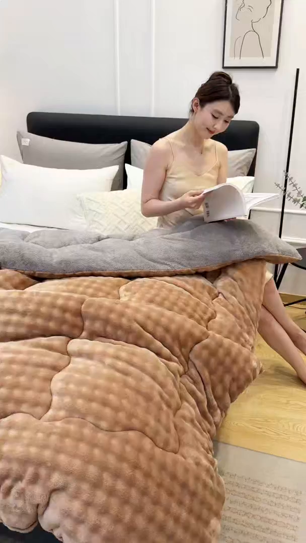 91家纺网 家纺一手货源 找家纺 （总）爱微坊 2025新款兔毛牛奶绒加厚保暖冬被子被芯