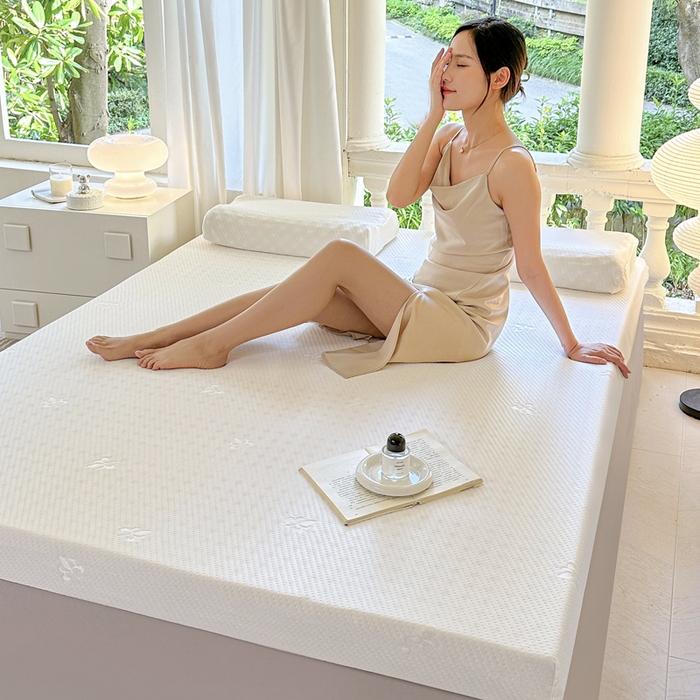 91家纺网 家纺一手货源 找家纺 美丽折家纺 2025新款鸟眼布乳胶床垫内套+针织棉床垫外套 枫叶款