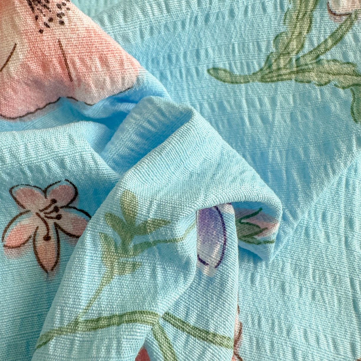 91家纺网 家纺一手货源 找家纺 卡斯诺家纺馆 2025新款A类皱皱棉双层纱印花四件套 泡沫之夏