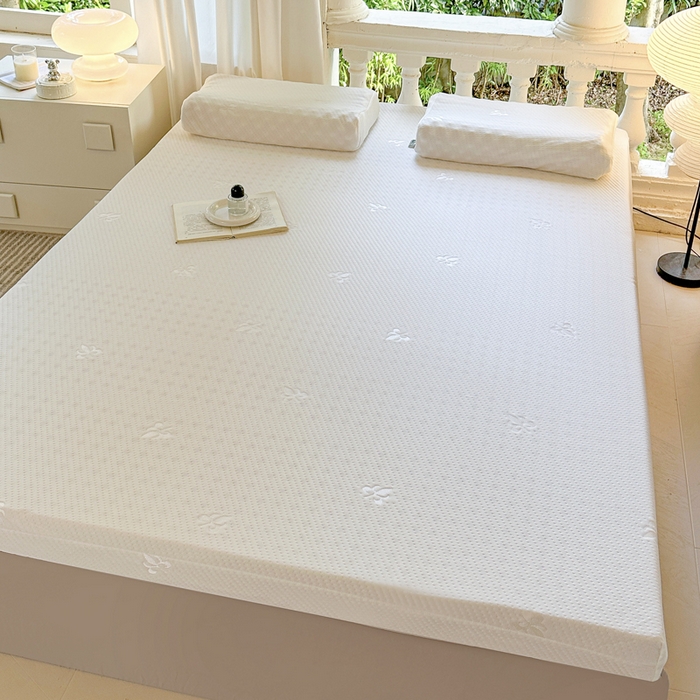 91家纺网 家纺一手货源 找家纺 美丽折家纺 2025新款双拉链头针织棉乳胶床垫外套 枫叶款