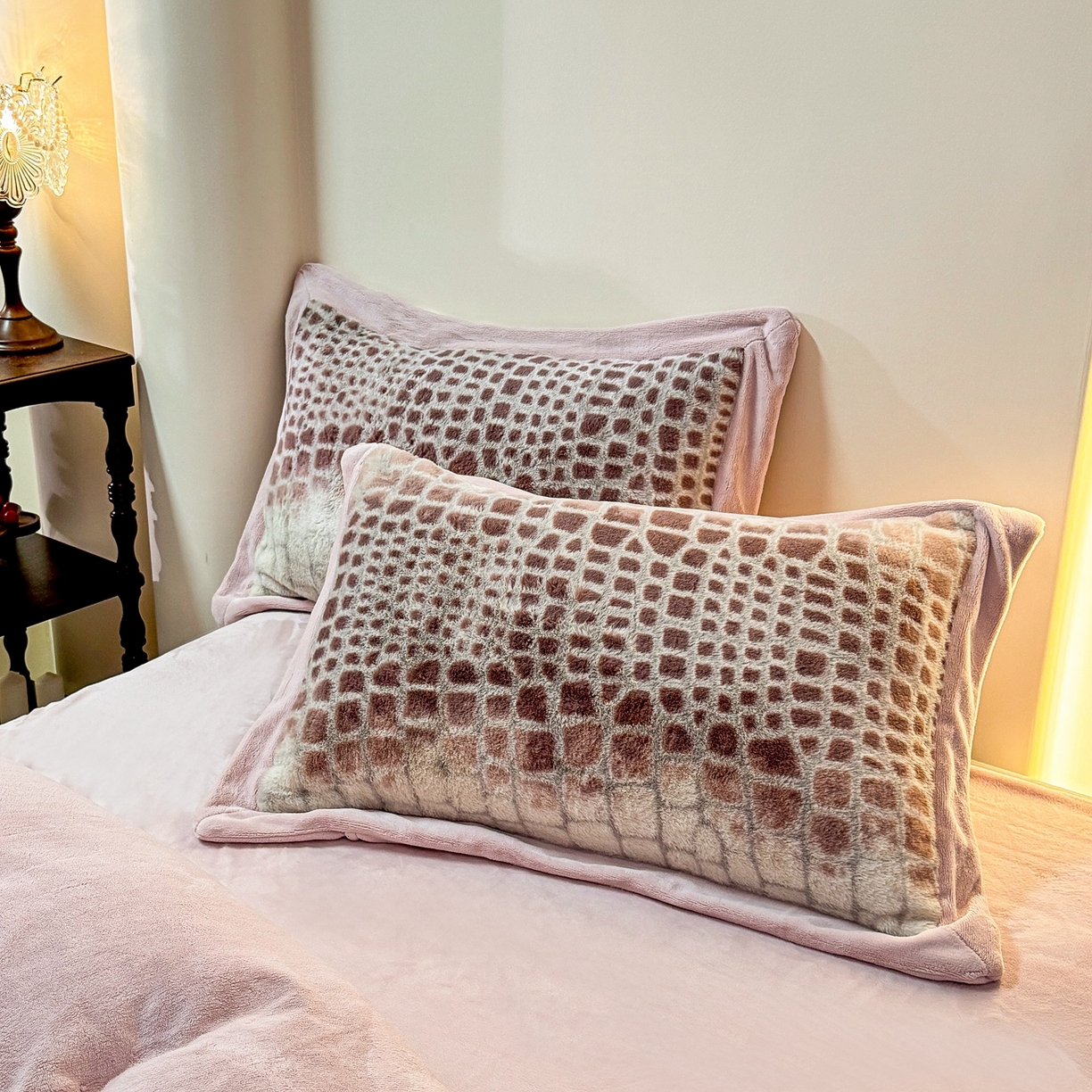 91家纺网 家纺一手货源 找家纺 （总）优姿家纺 2025新款380克11斤兔毛绒印花四件套