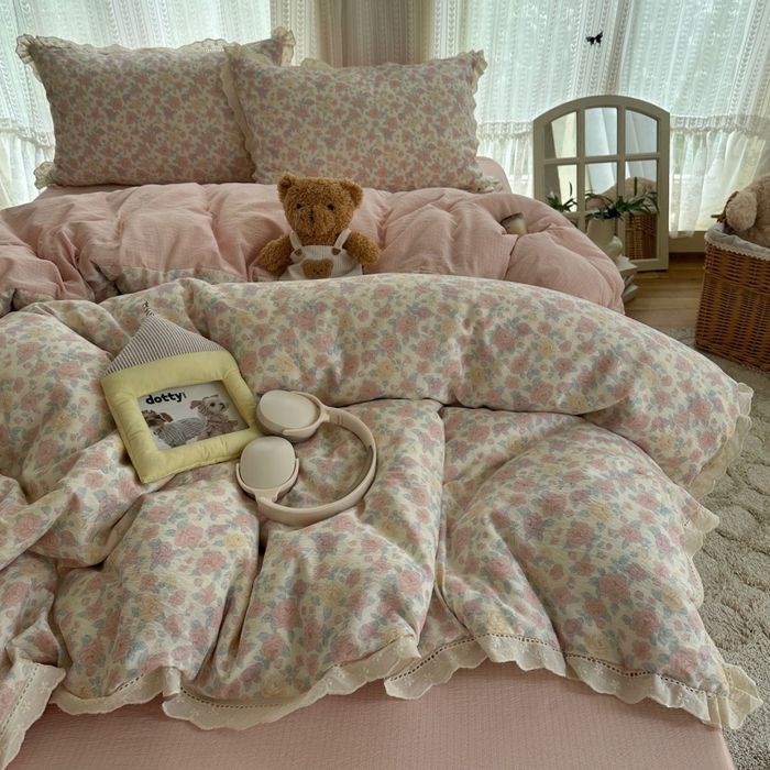 （总）红嘴企鹅 2025新款花边双层纱印花四件套