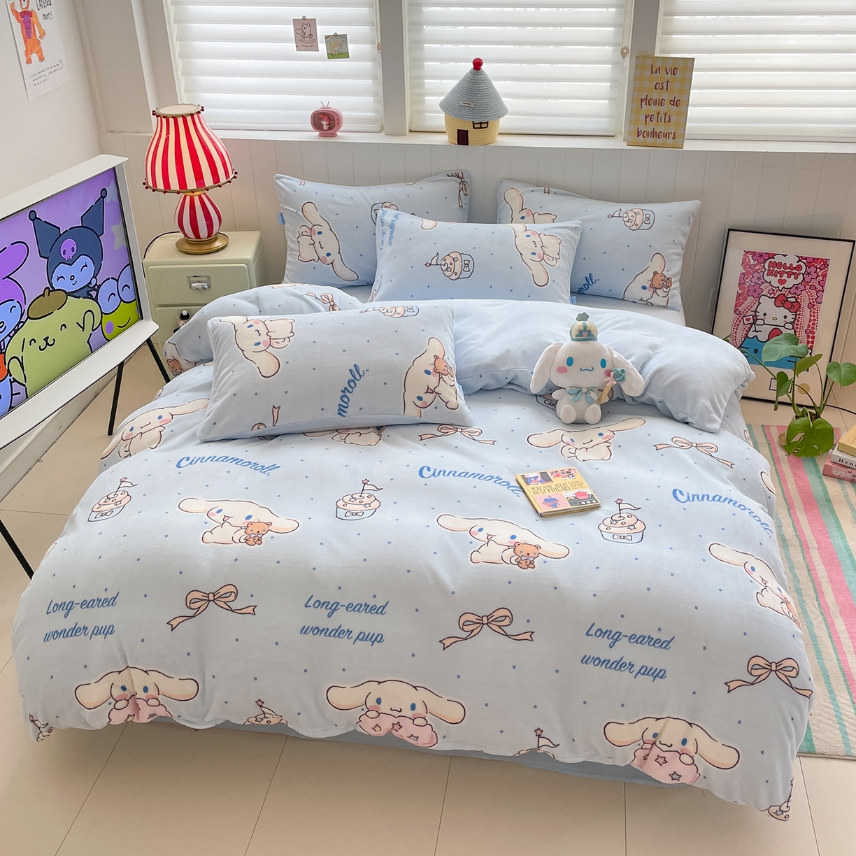 91家纺网 家纺一手货源 找家纺 金爱家 2025新款A类正版三丽鸥授权卡通加厚高克重牛奶绒系列四件套 绒三丽鸥-蓝蓝玉桂狗