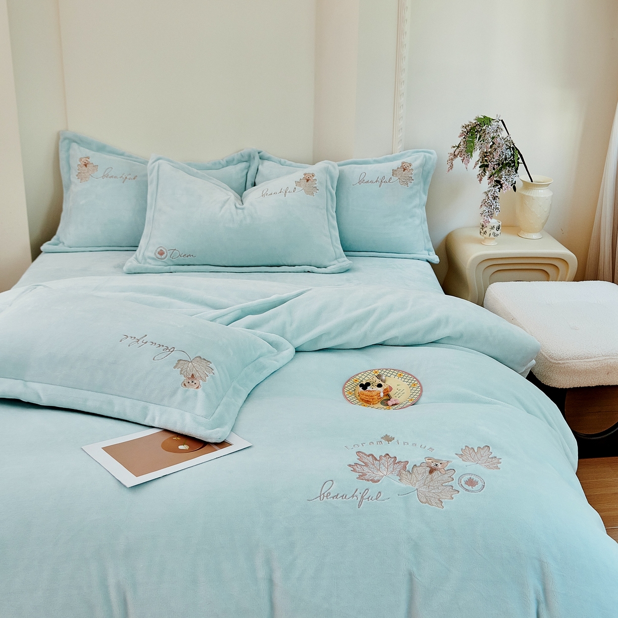 91家纺网 家纺一手货源 找家纺 优姿家纺 2025新款秋意10斤全消光牛奶绒保暖四件套 秋意-淡雅蓝