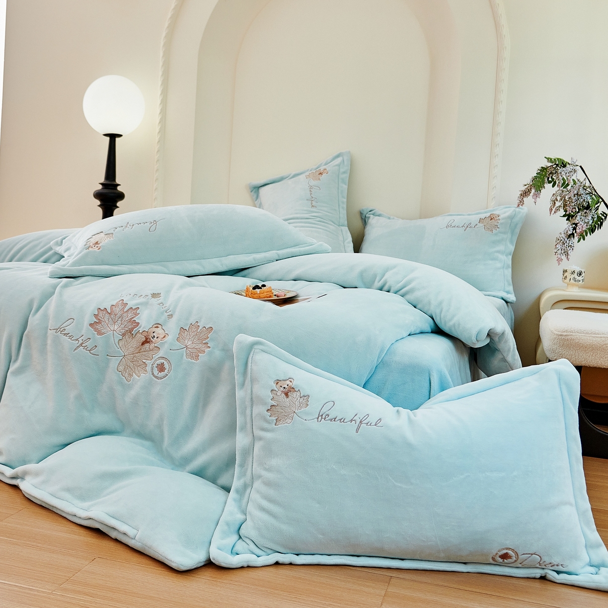 91家纺网 家纺一手货源 找家纺 （总）优姿家纺 2025新款秋意10斤全消光牛奶绒保暖四件套