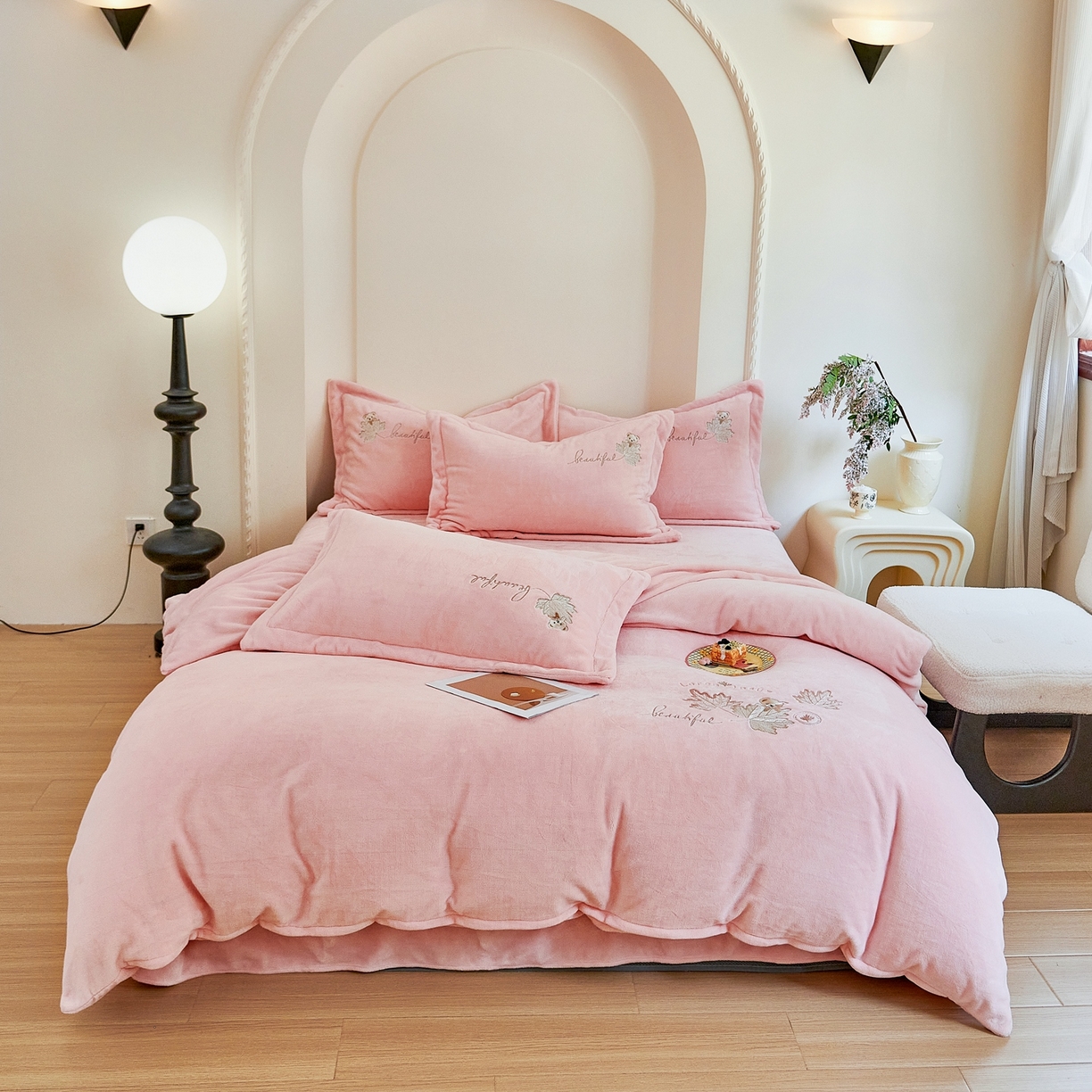 91家纺网 家纺一手货源 找家纺 （总）优姿家纺 2025新款秋意10斤全消光牛奶绒保暖四件套