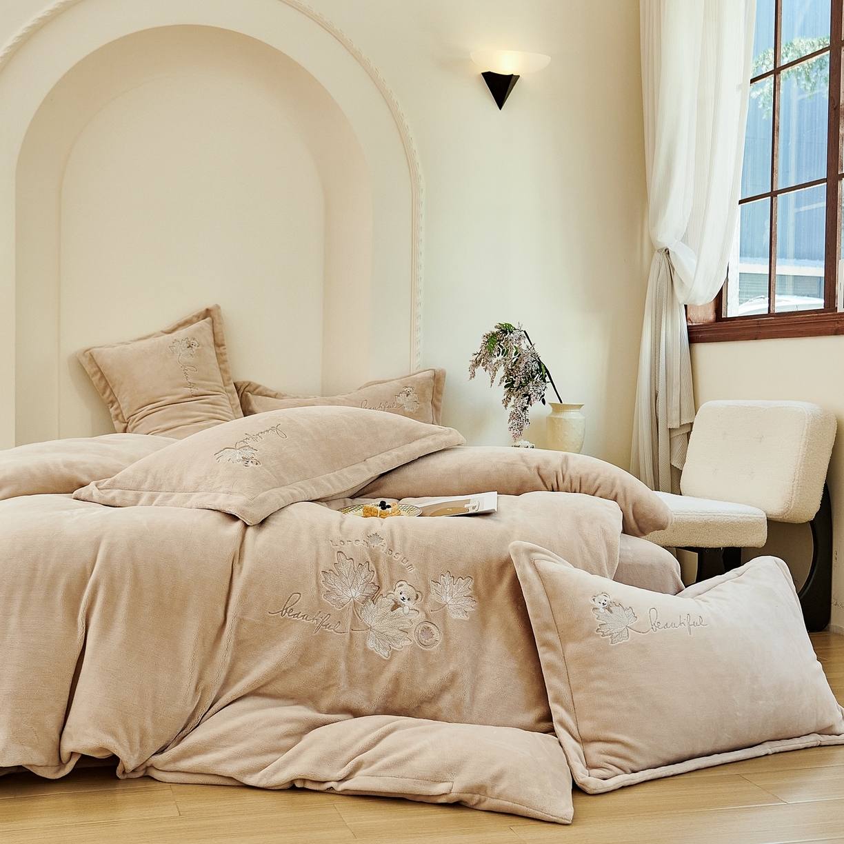 91家纺网 家纺一手货源 找家纺 优姿家纺 2025新款秋意10斤全消光牛奶绒保暖四件套 秋意-浅驼