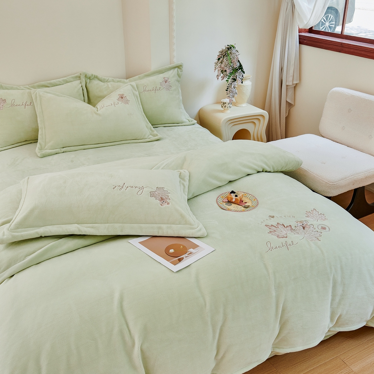 91家纺网 家纺一手货源 找家纺 优姿家纺 2025新款秋意10斤全消光牛奶绒保暖四件套 秋意-抹茶绿