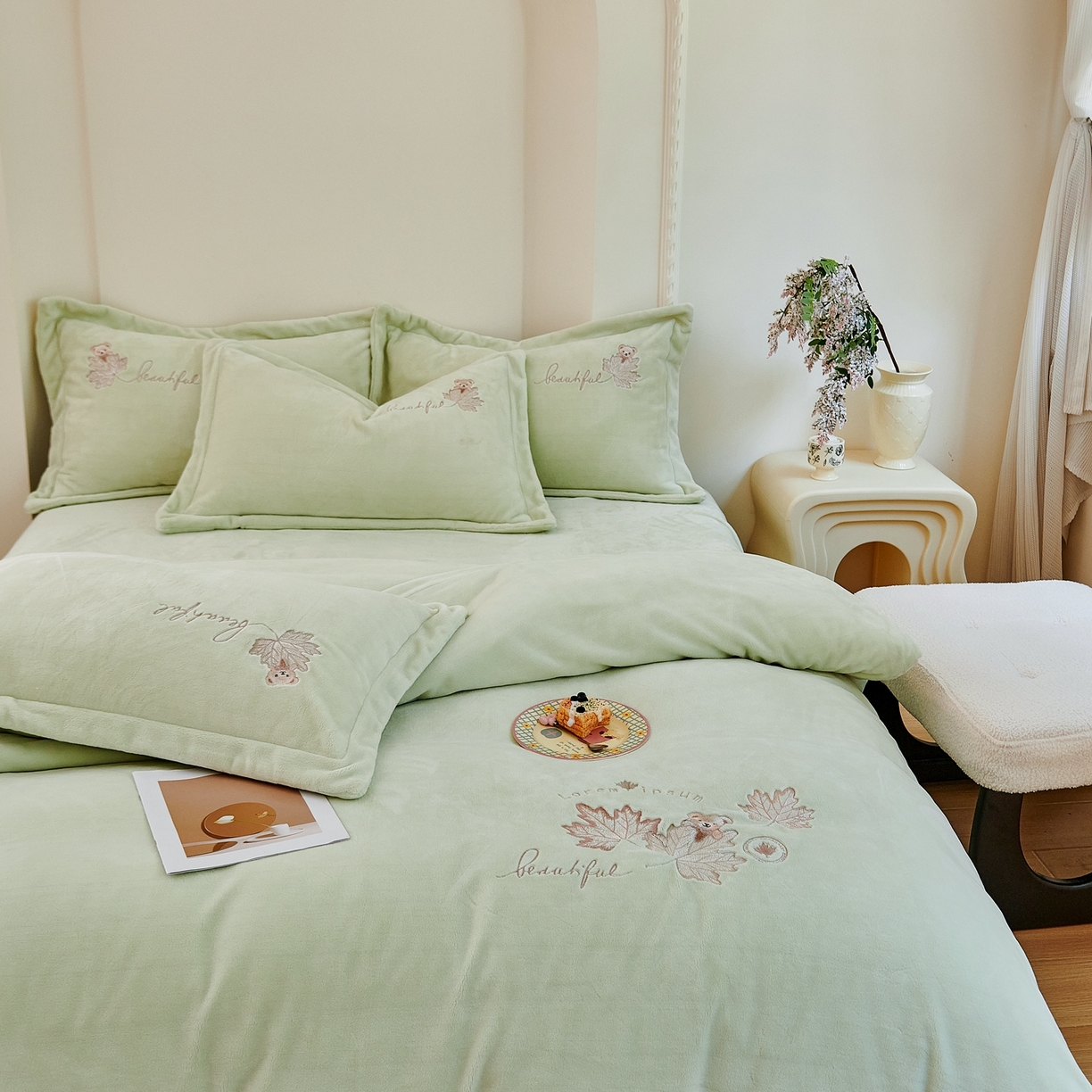 91家纺网 家纺一手货源 找家纺 优姿家纺 2025新款秋意10斤全消光牛奶绒保暖四件套 秋意-抹茶绿