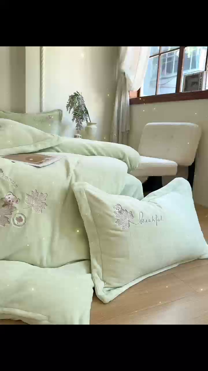 91家纺网 家纺一手货源 找家纺 优姿家纺 2025新款秋意10斤全消光牛奶绒保暖四件套 秋意-抹茶绿