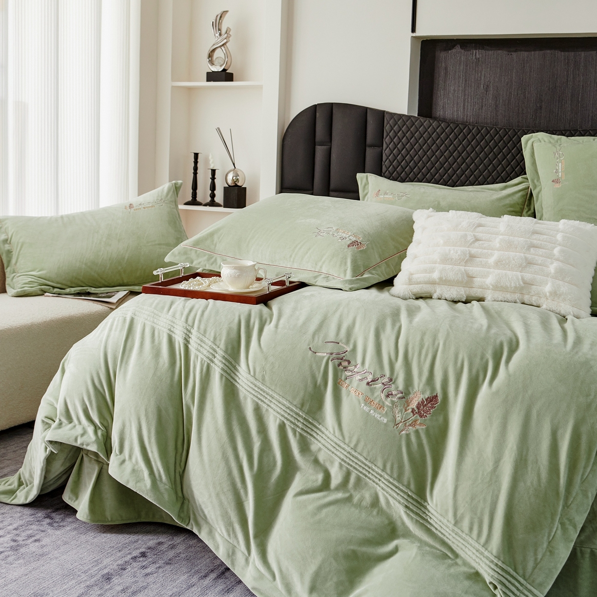 91家纺网 家纺一手货源 找家纺 优姿家纺 2025新款冬野9斤全消光婴肤绒保暖四件套 冬野-抹茶绿