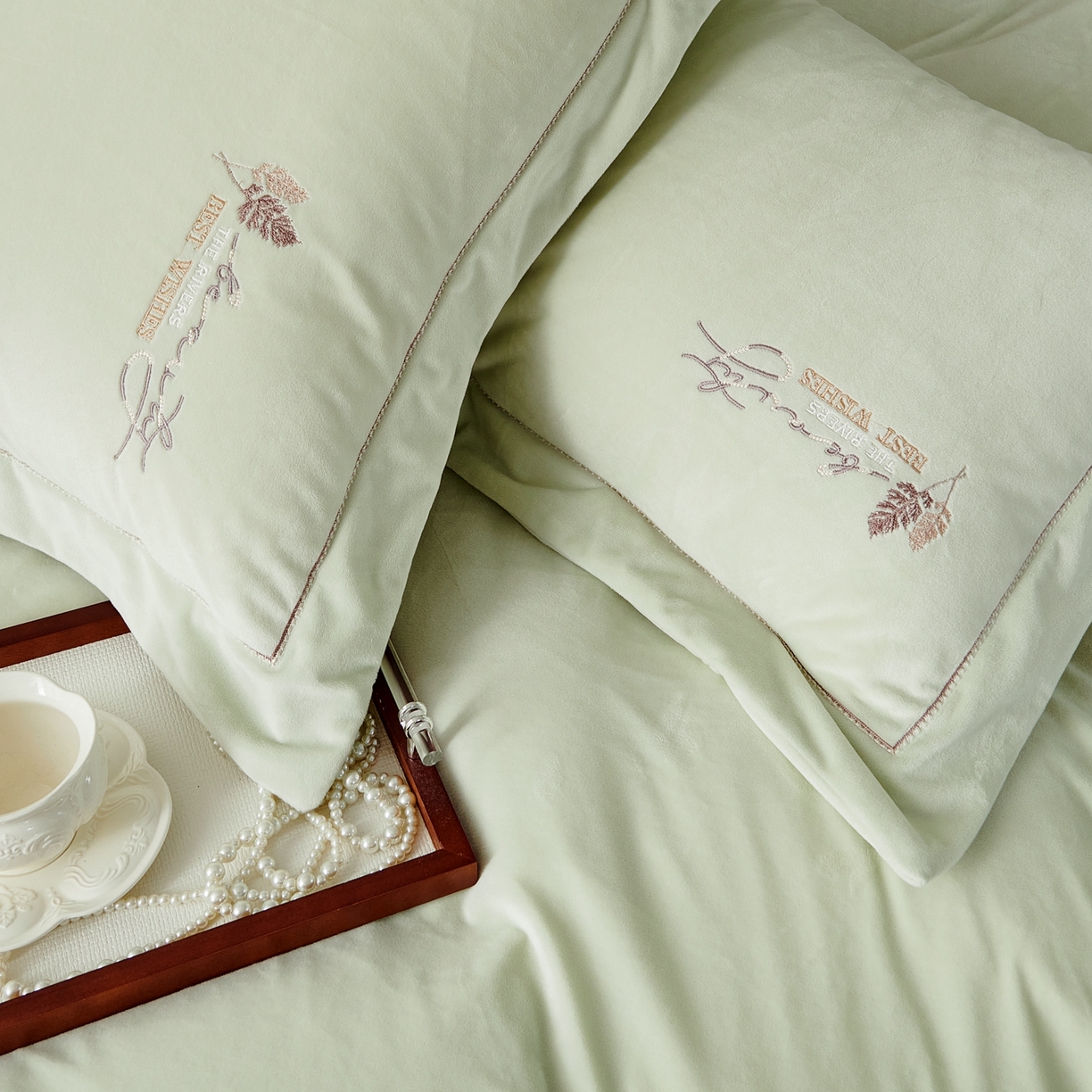 91家纺网 家纺一手货源 找家纺 优姿家纺 2025新款冬野9斤全消光婴肤绒保暖四件套 冬野-青春绿