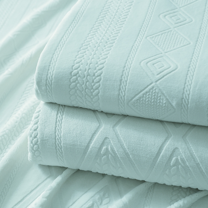 91家纺网 家纺一手货源 找家纺 眠博士 2025新款雕花加厚牛奶绒系列四件套 组合图仅供展示不可下单