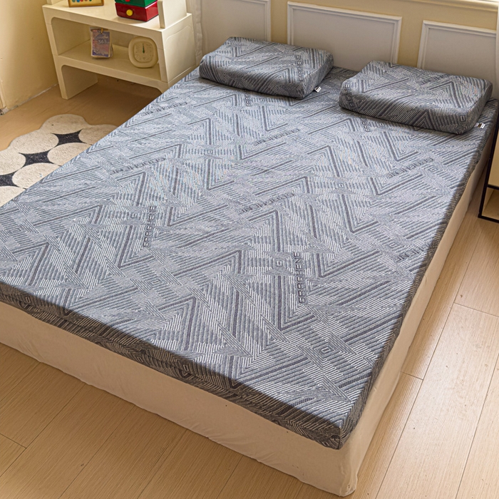 91家纺网 家纺一手货源 找家纺 美丽折家纺 2025新款鸟眼布乳胶床垫内套+针织棉床垫外套 肌理纹