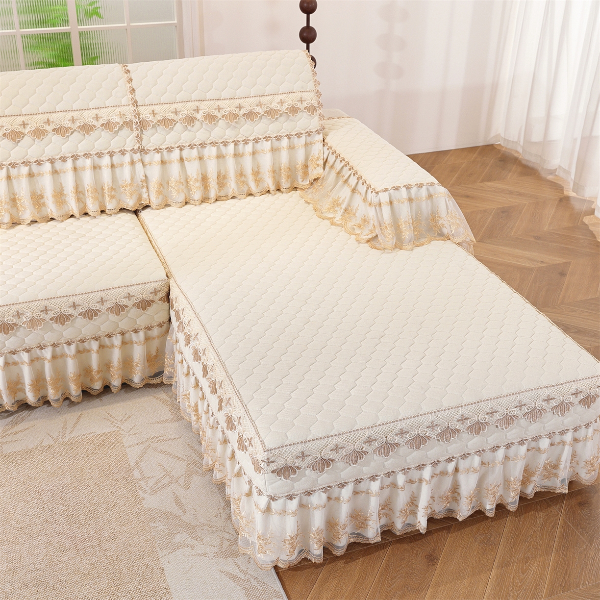 91家纺网 家纺一手货源 找家纺 共鸣沙发垫 2025新款繁花沙发垫 繁花米色