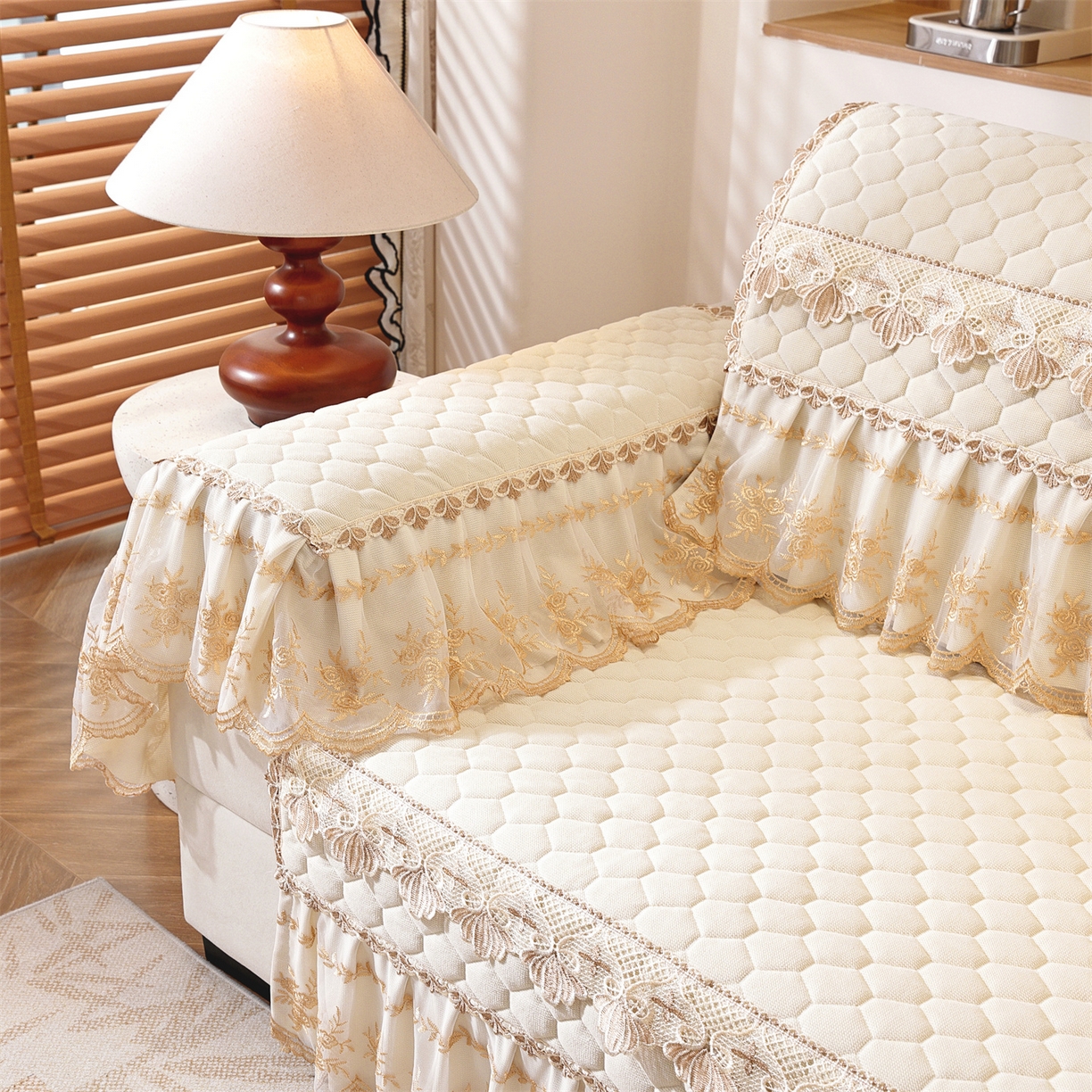 91家纺网 家纺一手货源 找家纺 共鸣沙发垫 2025新款繁花沙发垫 繁花米色