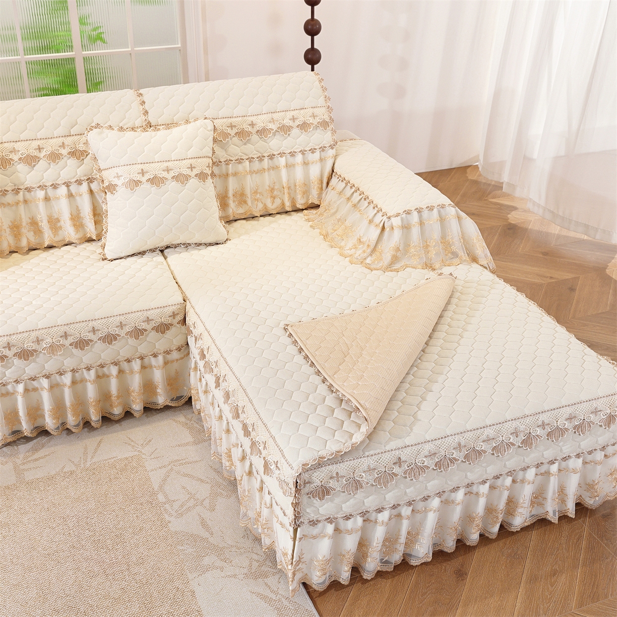 91家纺网 家纺一手货源 找家纺 共鸣沙发垫 2025新款繁花沙发垫 繁花米色