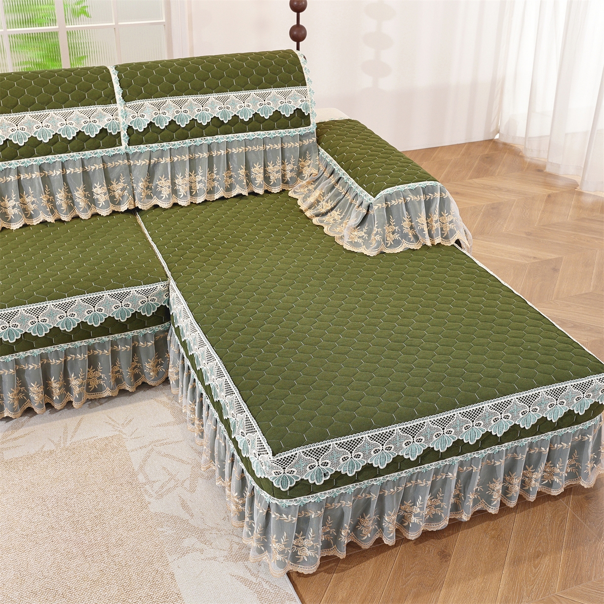 91家纺网 家纺一手货源 找家纺 共鸣沙发垫 2025新款繁花沙发垫 繁花抹茶色