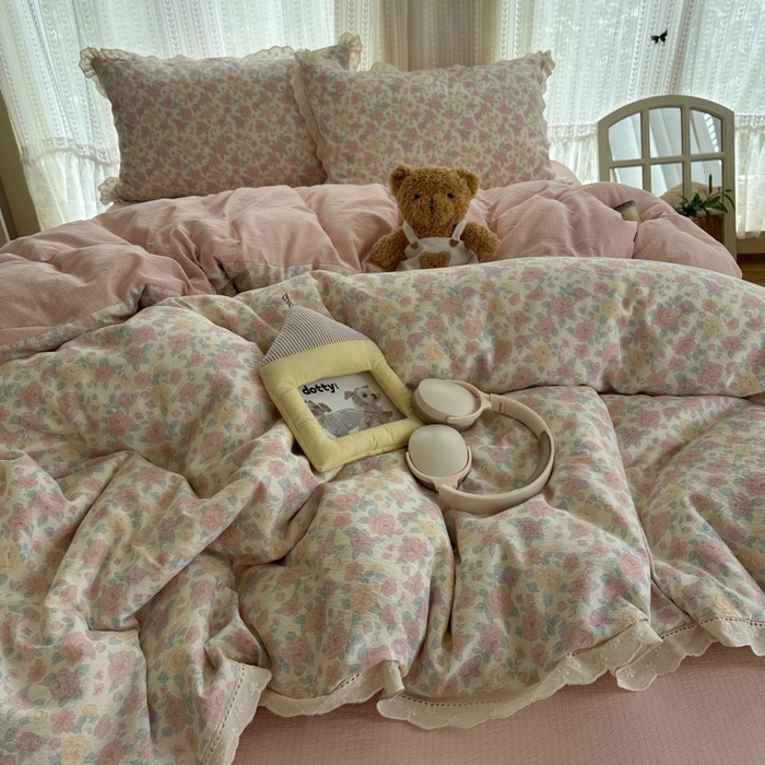 91家纺网 家纺一手货源 找家纺 红嘴企鹅 2025新款花边双层纱印花四件套 繁花