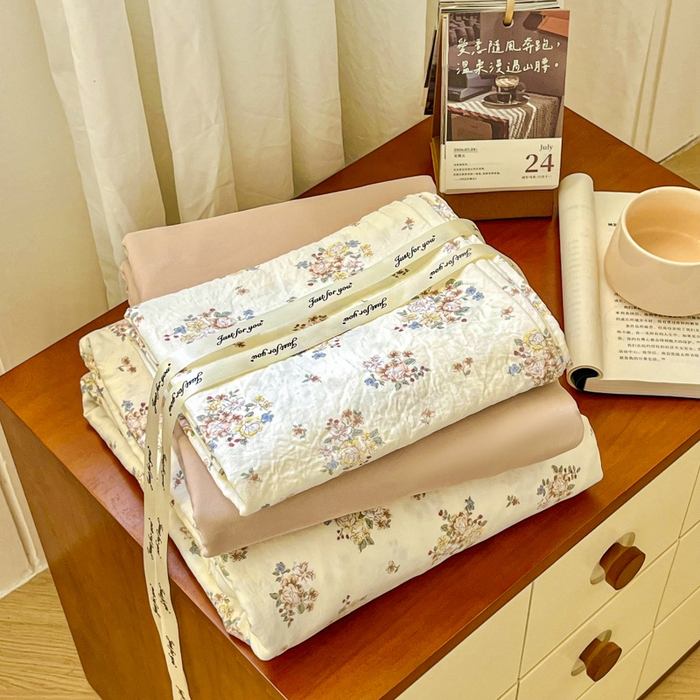 91家纺网 家纺一手货源 找家纺 （总）斯卡诺家纺 2025新款爆款小清新云感棉四件套小布袋古法水洗棉四件套云柔棉被套三件套五件套