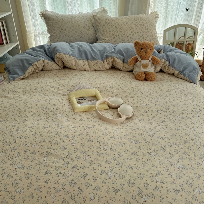 91家纺网 家纺一手货源 找家纺 红嘴企鹅 2025新款花边双层纱印花四件套 花园