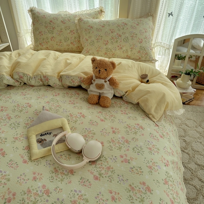 91家纺网 家纺一手货源 找家纺 红嘴企鹅 2025新款花边双层纱印花四件套 清香