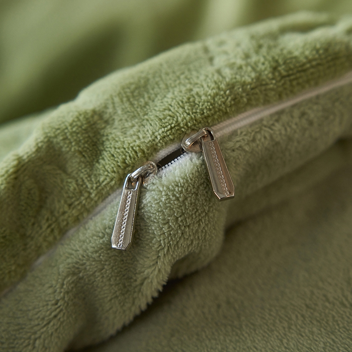 91家纺网 家纺一手货源 找家纺 眠博士 2025新款雕花加厚牛奶绒系列四件套 雕花款-卡洛绿