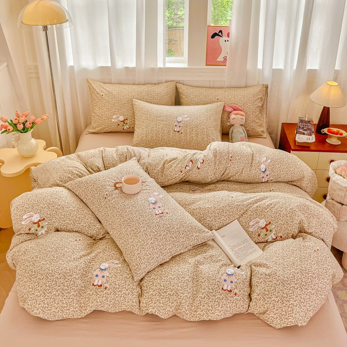 91家纺网 家纺一手货源 找家纺 斯卡诺家纺 2026爆款古法水洗仿棉四件套韩国小布袋五件套（高克重斜纹加厚） 花丛小兔