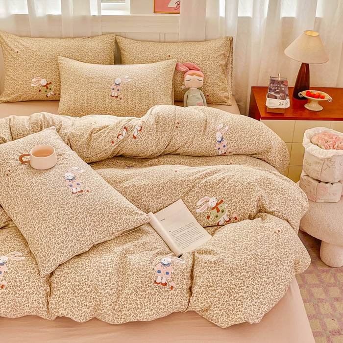 91家纺网 家纺一手货源 找家纺 斯卡诺家纺 2026爆款古法水洗仿棉四件套韩国小布袋五件套（高克重斜纹加厚） 花丛小兔