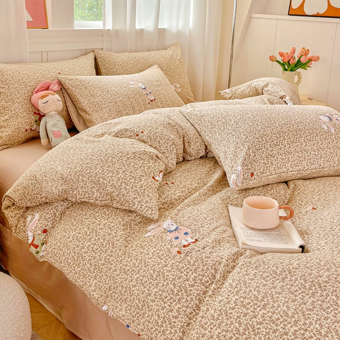 91家纺网 家纺一手货源 找家纺 斯卡诺家纺 2026爆款古法水洗仿棉四件套韩国小布袋五件套（高克重斜纹加厚） 花丛小兔