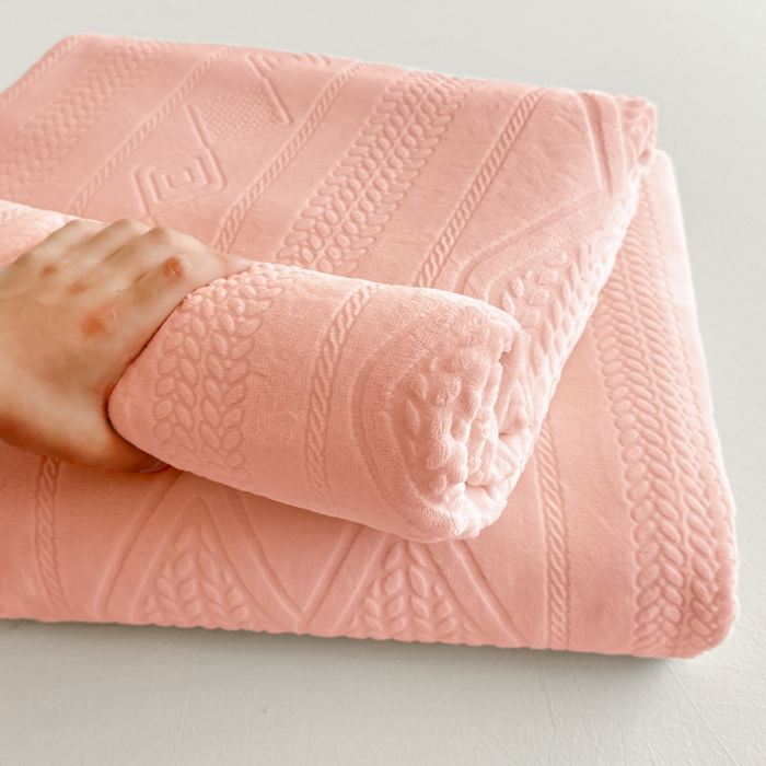 91家纺网 家纺一手货源 找家纺 （总）眠博士 2025新款雕花加厚牛奶绒单品床单 床单单件-卡洛