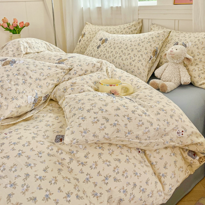 91家纺网 家纺一手货源 找家纺 斯卡诺家纺 2026爆款古法水洗仿棉四件套韩国小布袋五件套（高克重斜纹加厚） 花丛小熊