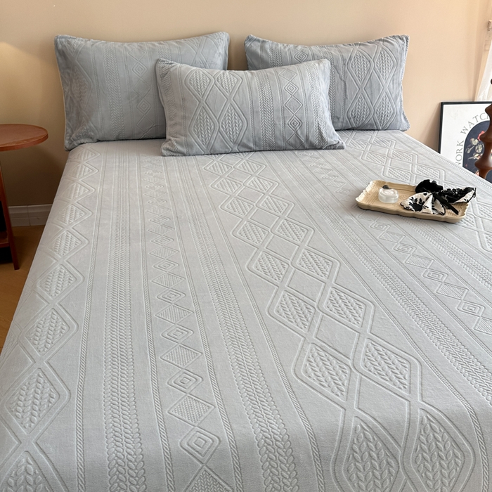 91家纺网 家纺一手货源 找家纺 眠博士 2025新款雕花加厚牛奶绒单品床单 床单单件-卡洛 单品床单-卡洛灰