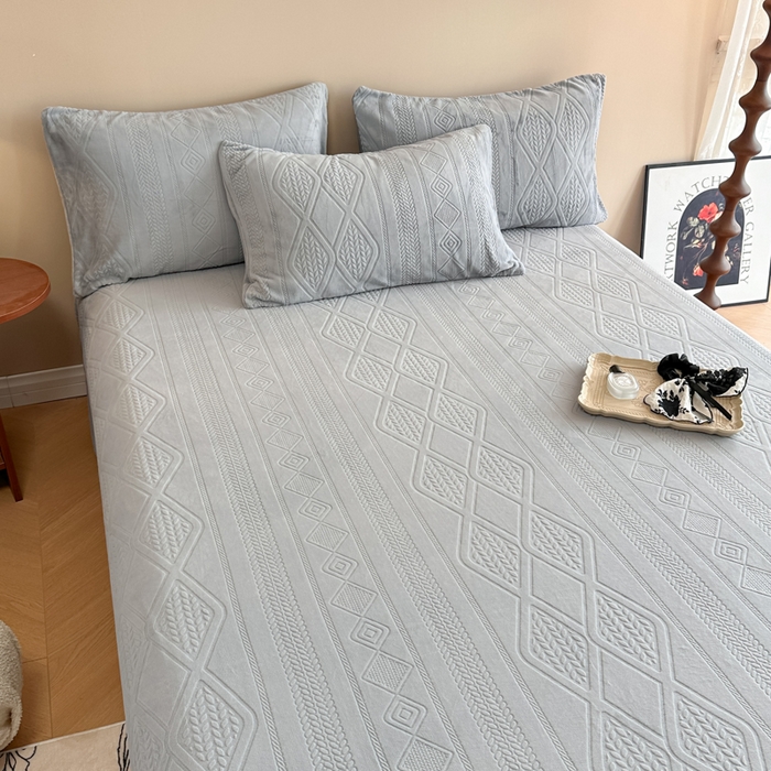 91家纺网 家纺一手货源 找家纺 眠博士 2025新款雕花加厚牛奶绒单品床单 床单单件-卡洛 单品床单-卡洛灰